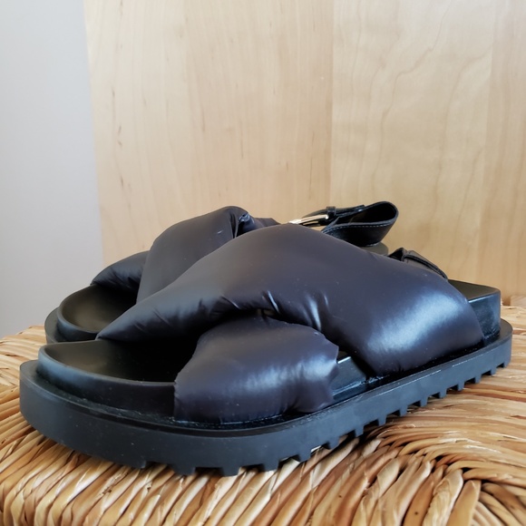 Guess Puff Sandals NEW! - Picture 4 of 14